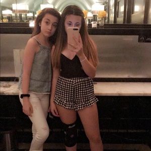 Meet your Posher, Nina